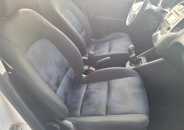 Hyundai ix20 cena 26900 przebieg: 136246, rok produkcji 2011 z Sieniawa małe 436